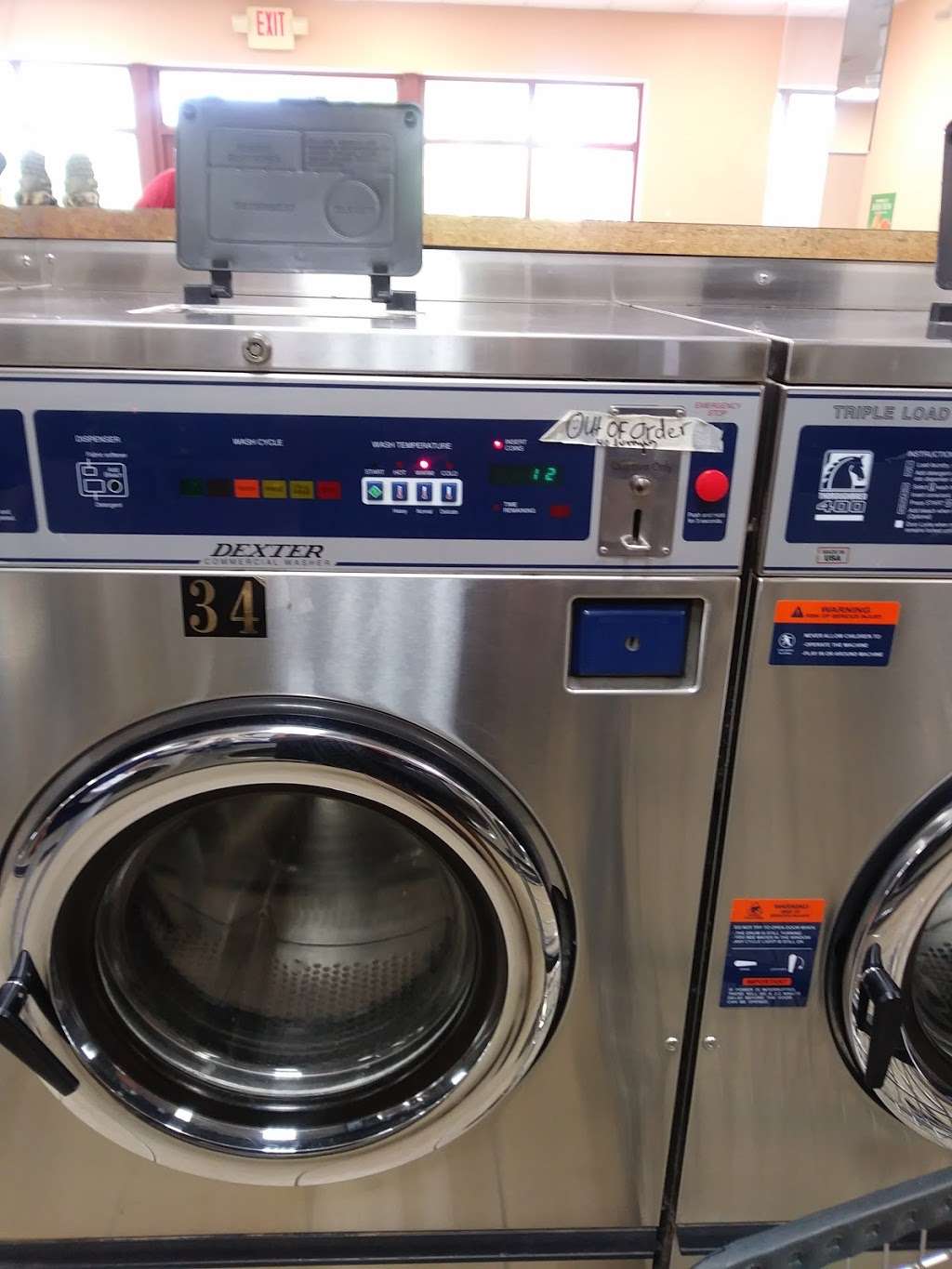 Grand Laundromat | 30 Smallwood Village Center, Waldorf, MD 20602, USA | Phone: (301) 885-0996