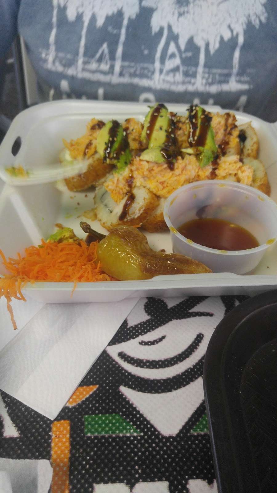 Sushinola roll | 3840 W Indian School Rd, Phoenix, AZ 85019, USA | Phone: (602) 503-0051