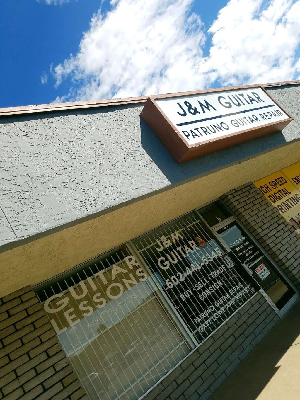 J&M Guitar | 13439 N Cave Creek Rd, Phoenix, AZ 85022, USA | Phone: (602) 441-5345