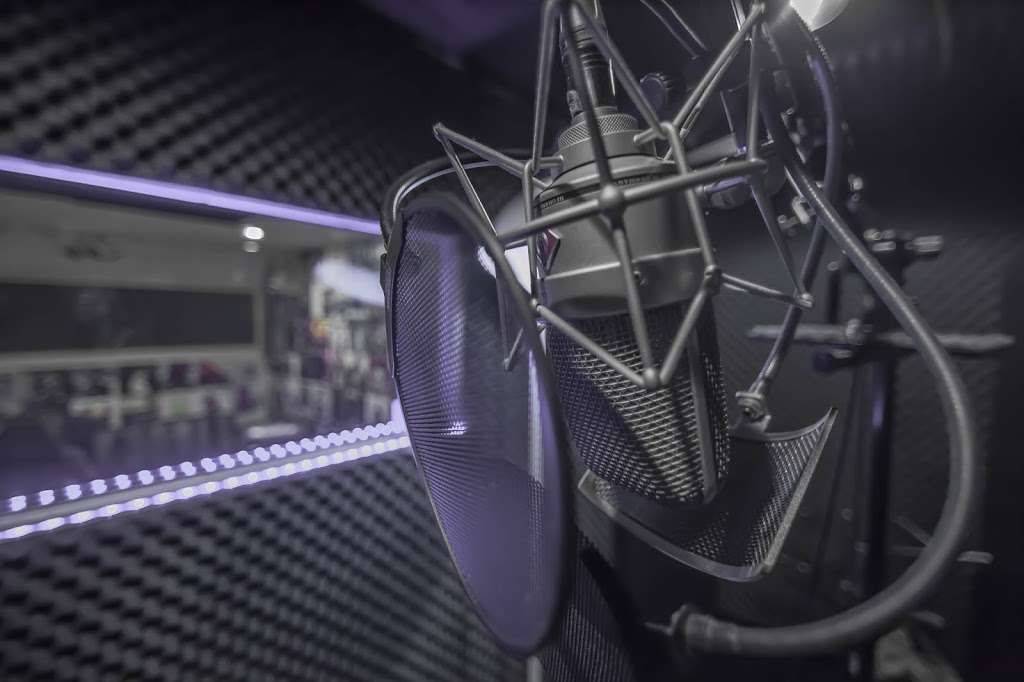 EBAN RECORDING | FILM STUDIOS | 934 W Patapsco Ave, Baltimore, MD 21230, USA | Phone: (443) 430-1764