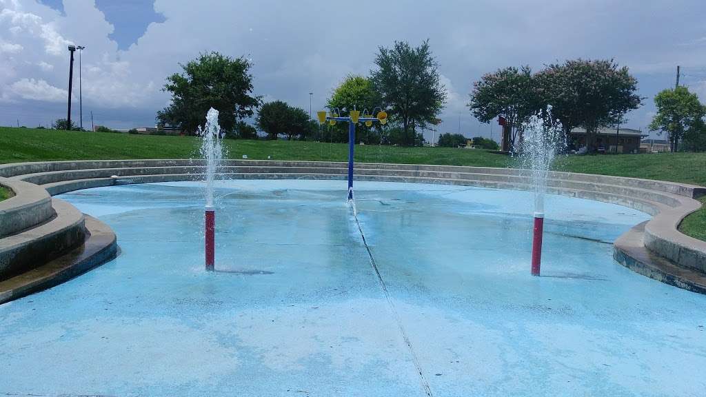 Southdown dog Park | 2150 Country Pl Pkwy, Pearland, TX 77584, USA | Phone: (281) 412-8900