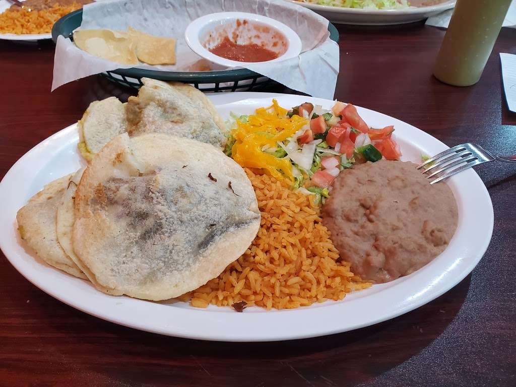 Tortilla Del Rancho | 220 W Kingsley Rd # 426, Garland, TX 75041, USA | Phone: (972) 926-1550