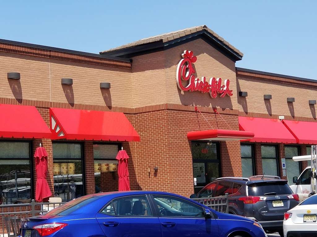 Chick-fil-A | 481 Berlin - Cross Keys Rd, Sicklerville, NJ 08081, USA | Phone: (856) 262-0002