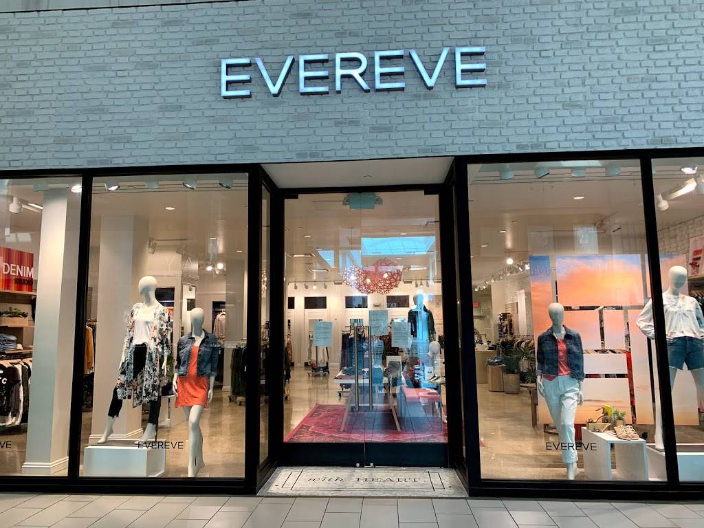 Evereve - Oxmoor Center | 7900 Shelbyville Rd B09, Louisville, KY 40222, USA | Phone: (502) 805-5111