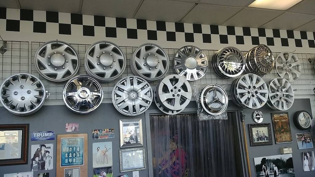 Hub Cap Annie | 2112 E Charleston Blvd, Las Vegas, NV 89104, USA | Phone: (702) 387-1148