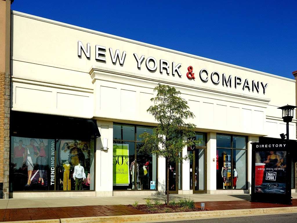 New York & Company | 1944 South Randall Road, Algonquin Commons, Suite 4090, Algonquin, IL 60102, USA | Phone: (847) 458-1436