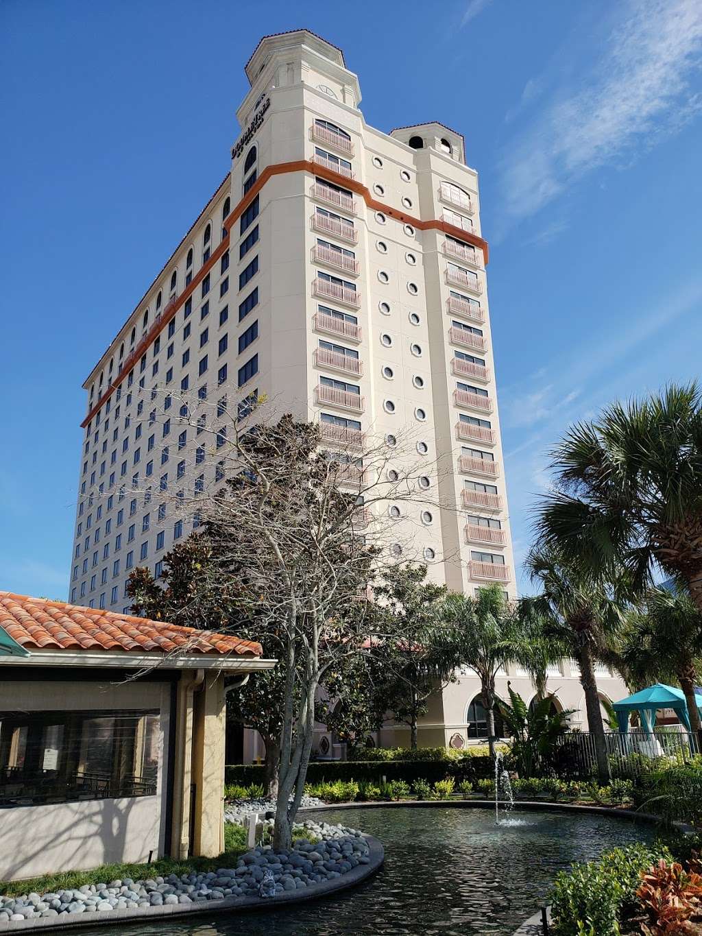 DoubleTree by Hilton Hotel Orlando at SeaWorld | 10100 International Dr, Orlando, FL 32821, USA | Phone: (407) 352-1100