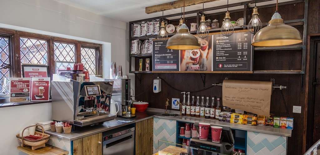 Stable Yard Coffee Shop | Hatfield House, Hatfield AL9 5NQ, UK