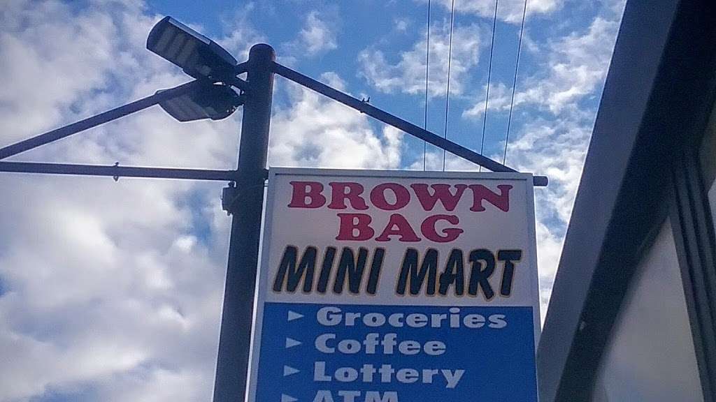 Brown Bag Mini Mart | 297 Spotswood Englishtown Rd, Monroe Township, NJ 08831, USA | Phone: (732) 251-2926