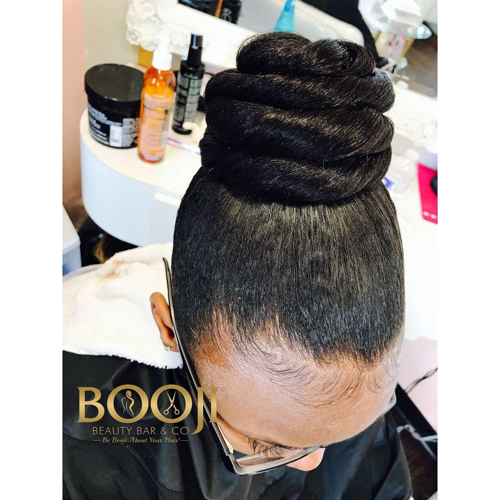 Booji Beauty Bar & Co | Phenix Salon Suites, A, 420 S Chambers Rd #125, Aurora, CO 80017, USA | Phone: (720) 507-8813