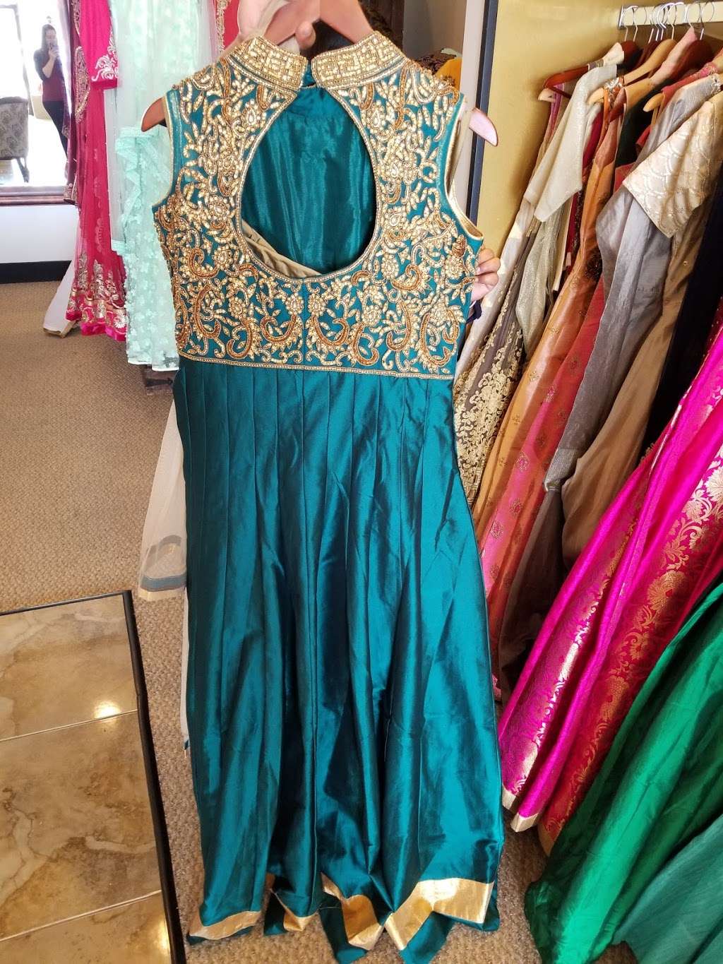 Parinaz, A Boutique | 10704 FM 1960, Houston, TX 77070, USA | Phone: (281) 970-5400