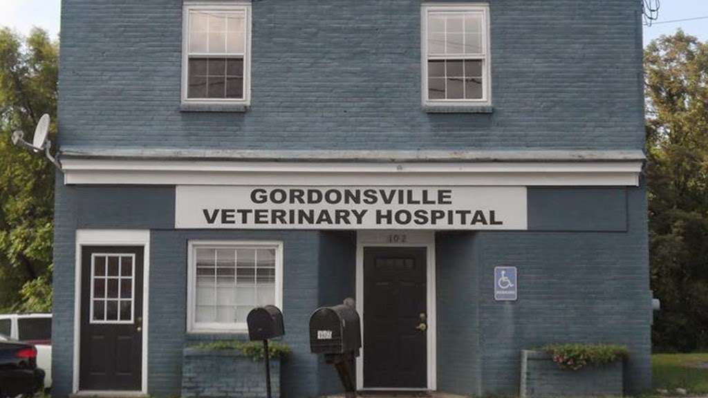 Gordonsville Veterinary Hospital | 102 E Gordon Ave, Gordonsville, VA 22942, USA | Phone: (540) 832-7703
