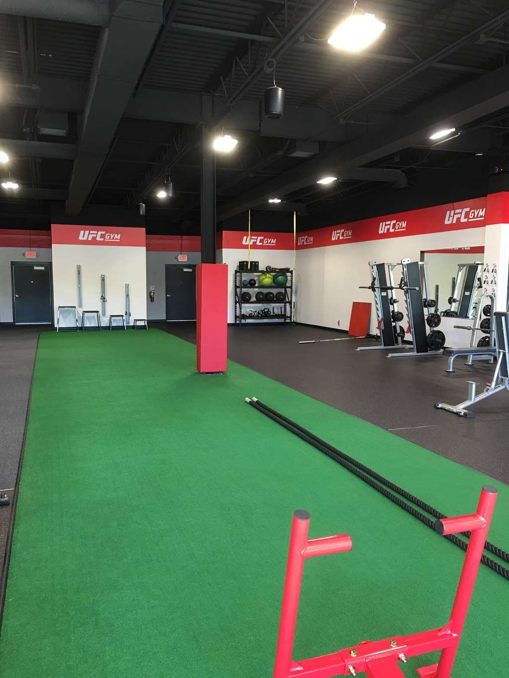 UFC GYM Merrillville | 5206 East 81st Avenue, Merrillville, IN 46410, USA | Phone: (219) 947-2269