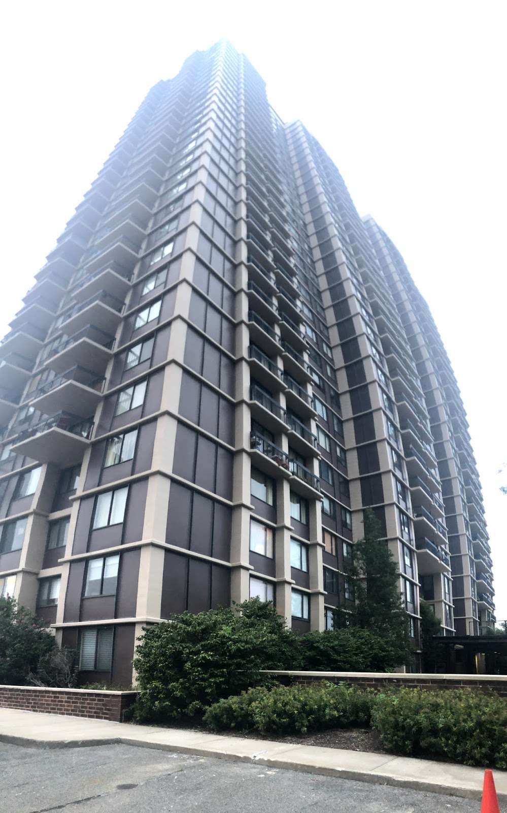 North Shore Towers Greenthal | 27240 Grand Central Pkwy, Queens, NY 11005, USA | Phone: (718) 423-3130