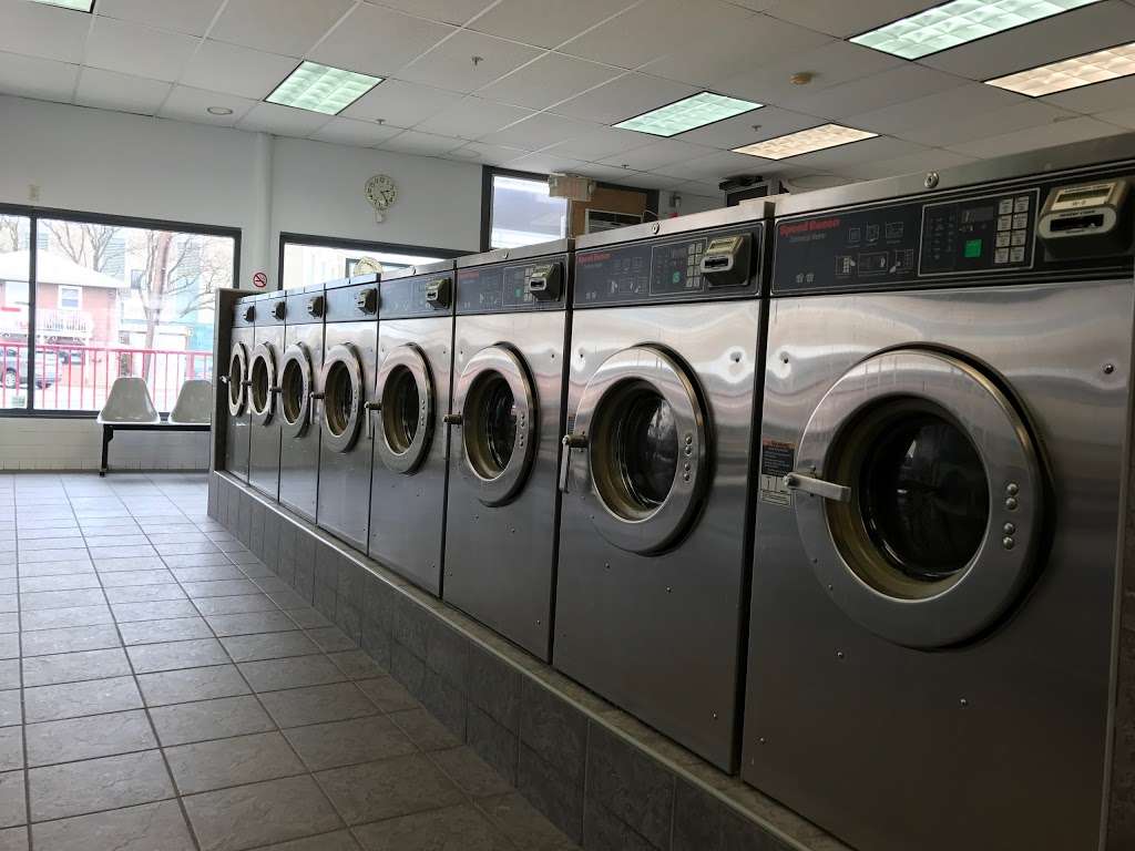 Scrubs Laundromat | 315 Main St #4, Little Ferry, NJ 07643, USA | Phone: (201) 440-3343