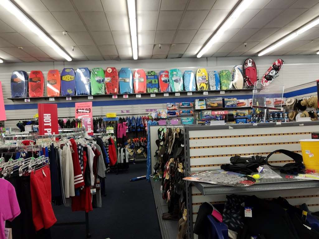 Big 5 Sporting Goods - Sunnyvale | 721 Sunnyvale Saratoga Rd, Sunnyvale, CA 94087, USA | Phone: (408) 732-4280