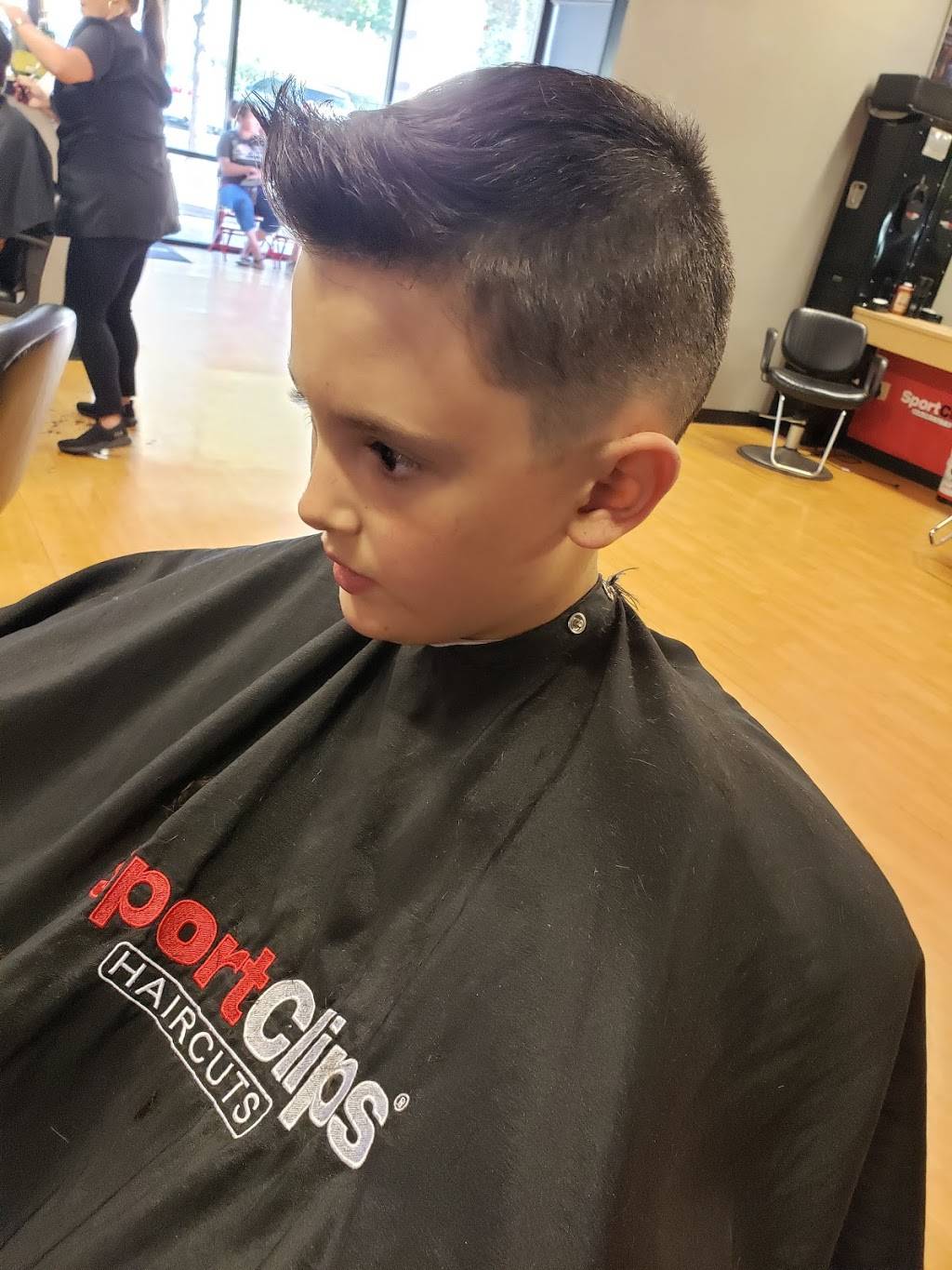 Sport Clips Haircuts of Louisville | 8800 A, Dixie Hwy, Louisville, KY 40258, USA | Phone: (502) 933-0099