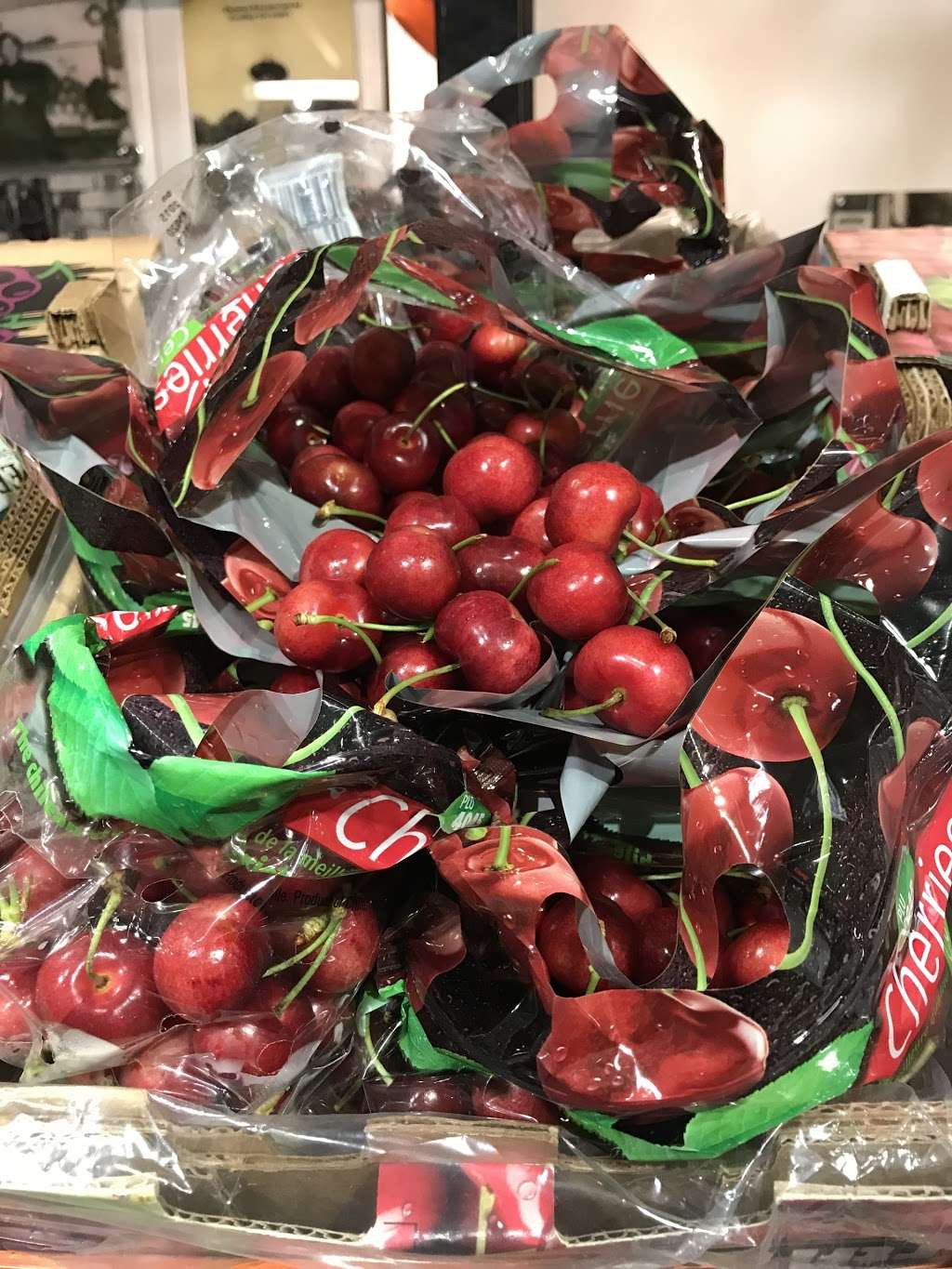 T. M. Kovacevich Wholesale Fruit and Produce | 6700 Essington Ave, Philadelphia, PA 19153, USA | Phone: (215) 336-3160