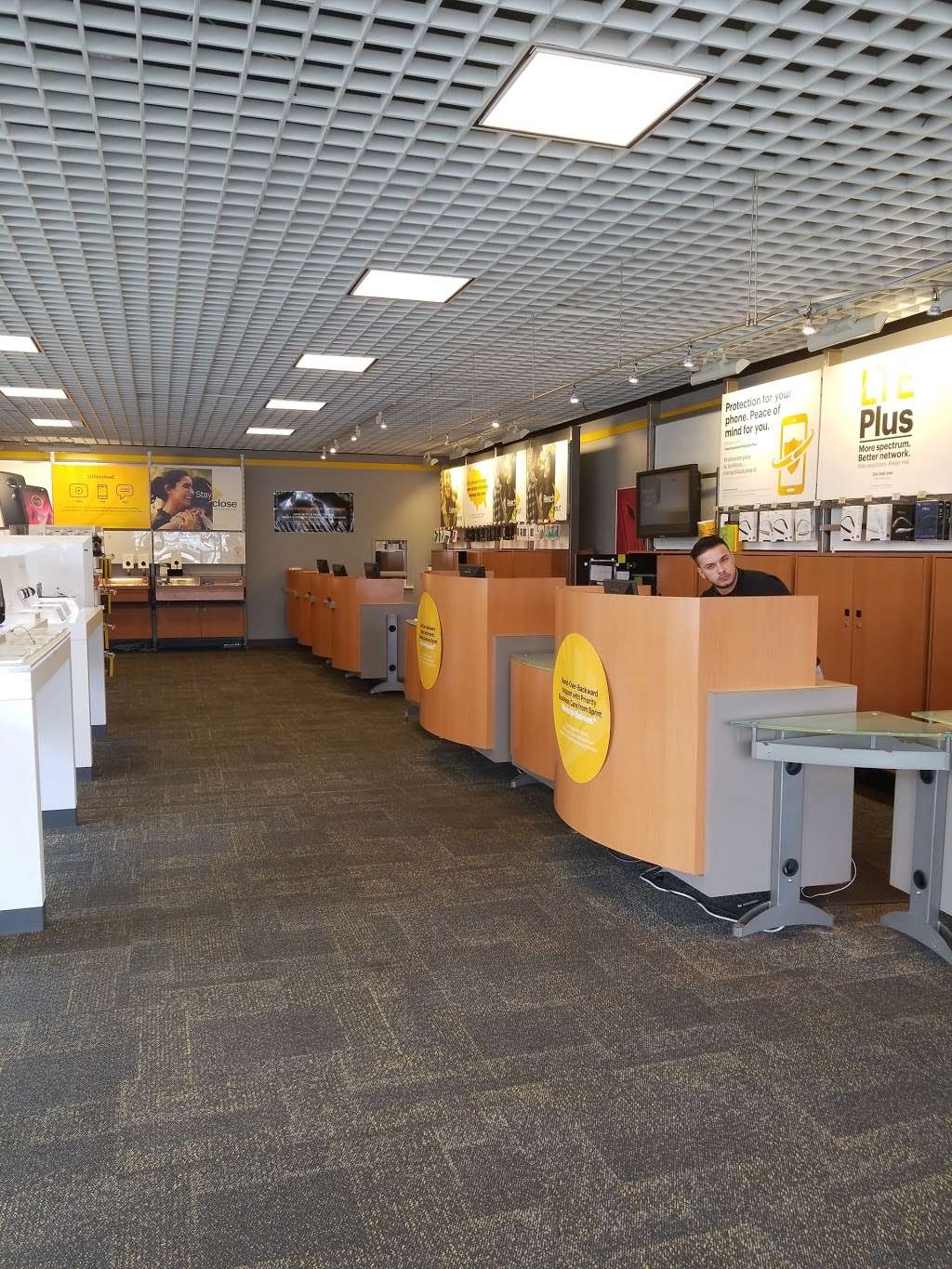 Sprint Store | 2118 Cottman Ave, Philadelphia, PA 19149, USA | Phone: (215) 342-3084