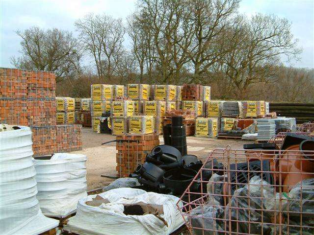 Parker Building Supplies | 3, Station Yard, Vowels Ln, East Grinstead RH19 4LD, UK | Phone: 01342 313244