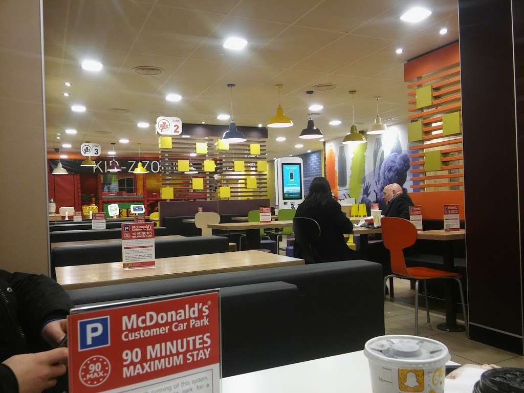 McDonalds | London Rd, Hastingwood, Harlow CM17 9LH, UK | Phone: 01279 454367