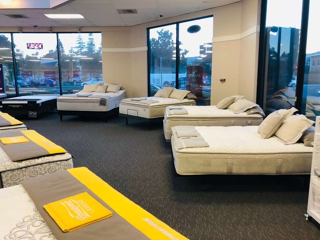 Mattress Firm Mountain View | 804 E El Camino Real, Mountain View, CA 94040, USA | Phone: (650) 694-7339