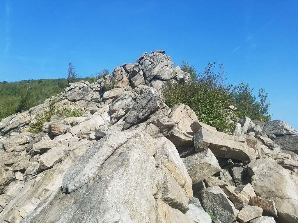 Appalachian trail parking | Walnutport, PA 18088, USA