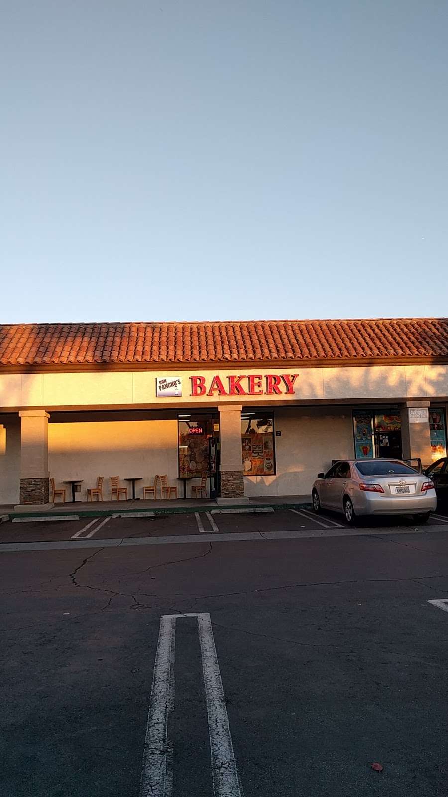 Don Panchos Bakery | 11456 Telegraph Rd, Santa Fe Springs, CA 90670, USA | Phone: (562) 868-3400