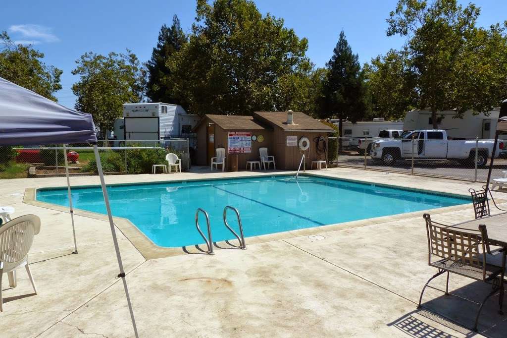 Parkway Lakes Morgan Hill RV Park | 100 Ogier Ave, Morgan Hill, CA 95037, USA | Phone: (408) 763-4851