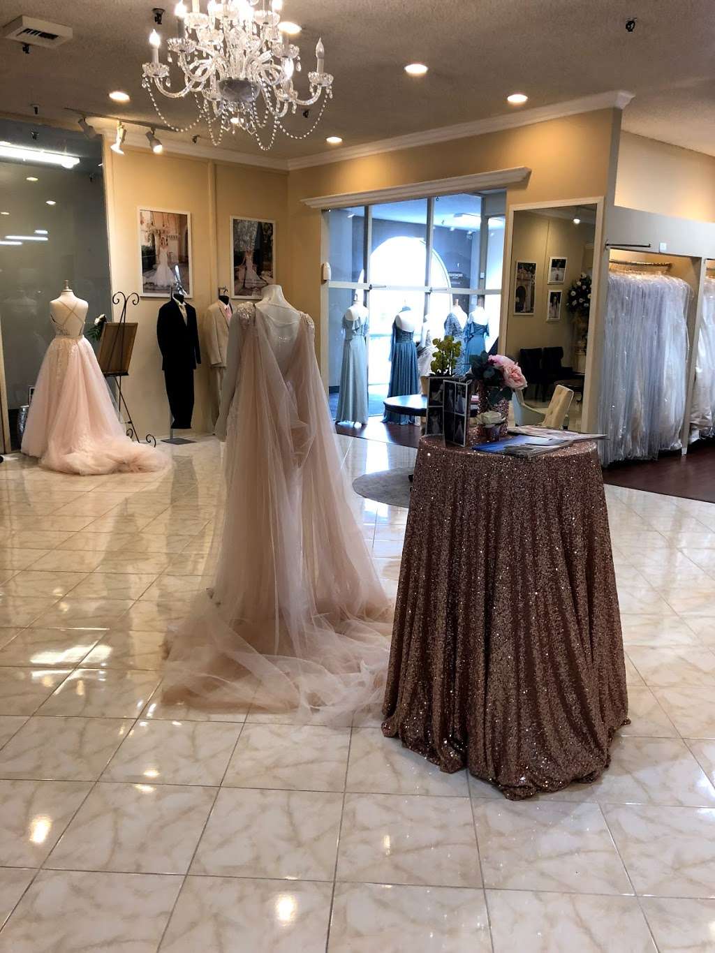 Bridal & Veil | 1233 Camino del Rio S, San Diego, CA 92108, USA | Phone: (619) 295-1588