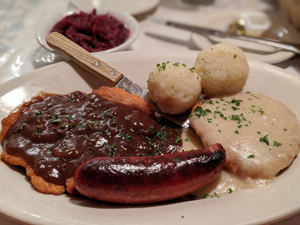 Gasthaus Bavarian Hunter | 8390 Lofton Ave N, Stillwater, MN 55082, USA | Phone: (651) 439-7128