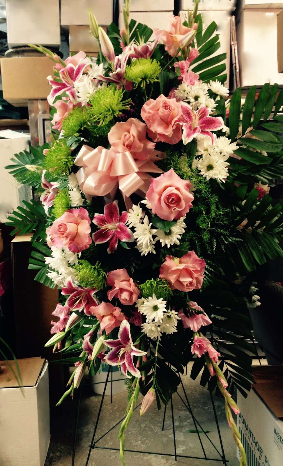 F J Florists | 8000 S Gessner Rd # 700, Houston, TX 77036, USA | Phone: (713) 778-0028