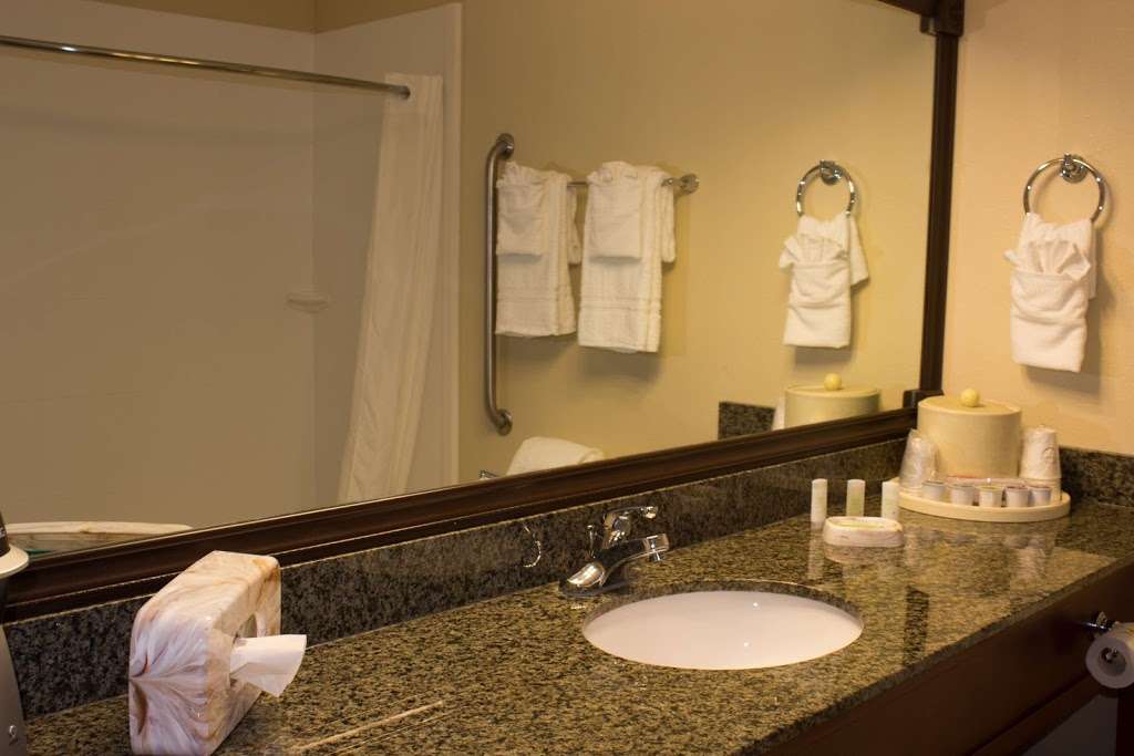 Best Western Kilmarnock Hotel | 599 N Main St, Kilmarnock, VA 22482, USA | Phone: (804) 436-1500