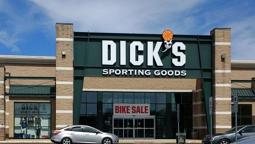 DICKS Sporting Goods | 2703 County Rd 541 #4, Burlington, NJ 08016, USA | Phone: (609) 747-0400