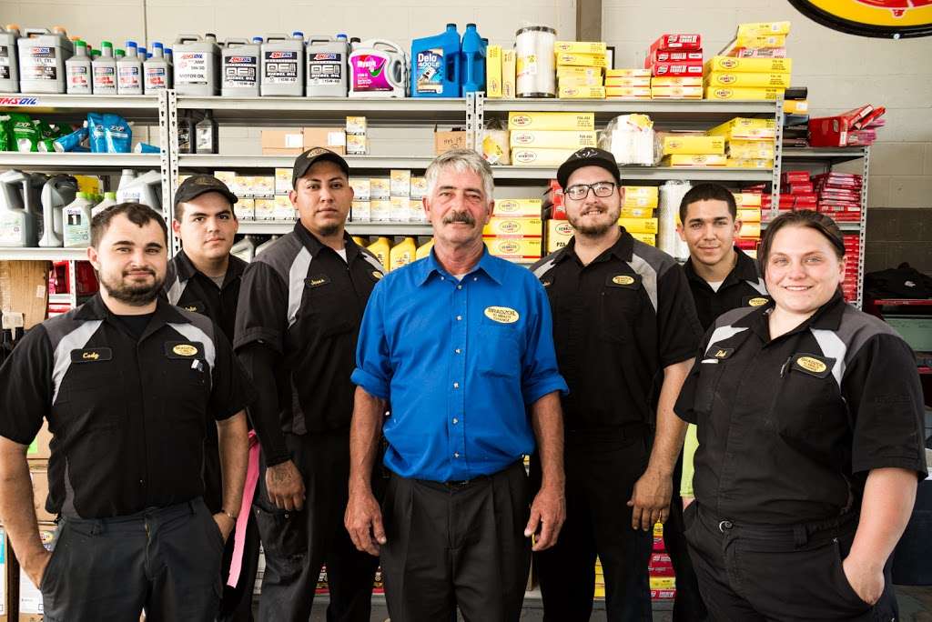 Bradzoil Ten-Minute Change | 1190 Borgfeld Rd, Schertz, TX 78154, USA | Phone: (210) 566-1077