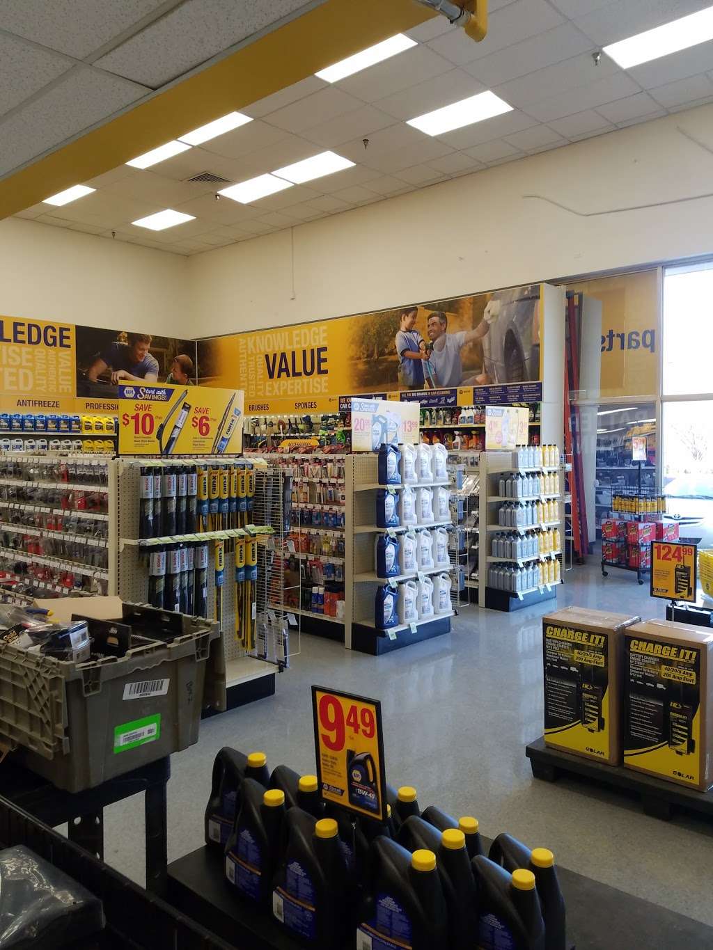 NAPA Auto Parts - Genuine Parts Company | 4101 Wilkinson Blvd, Charlotte, NC 28208, USA | Phone: (704) 399-7451