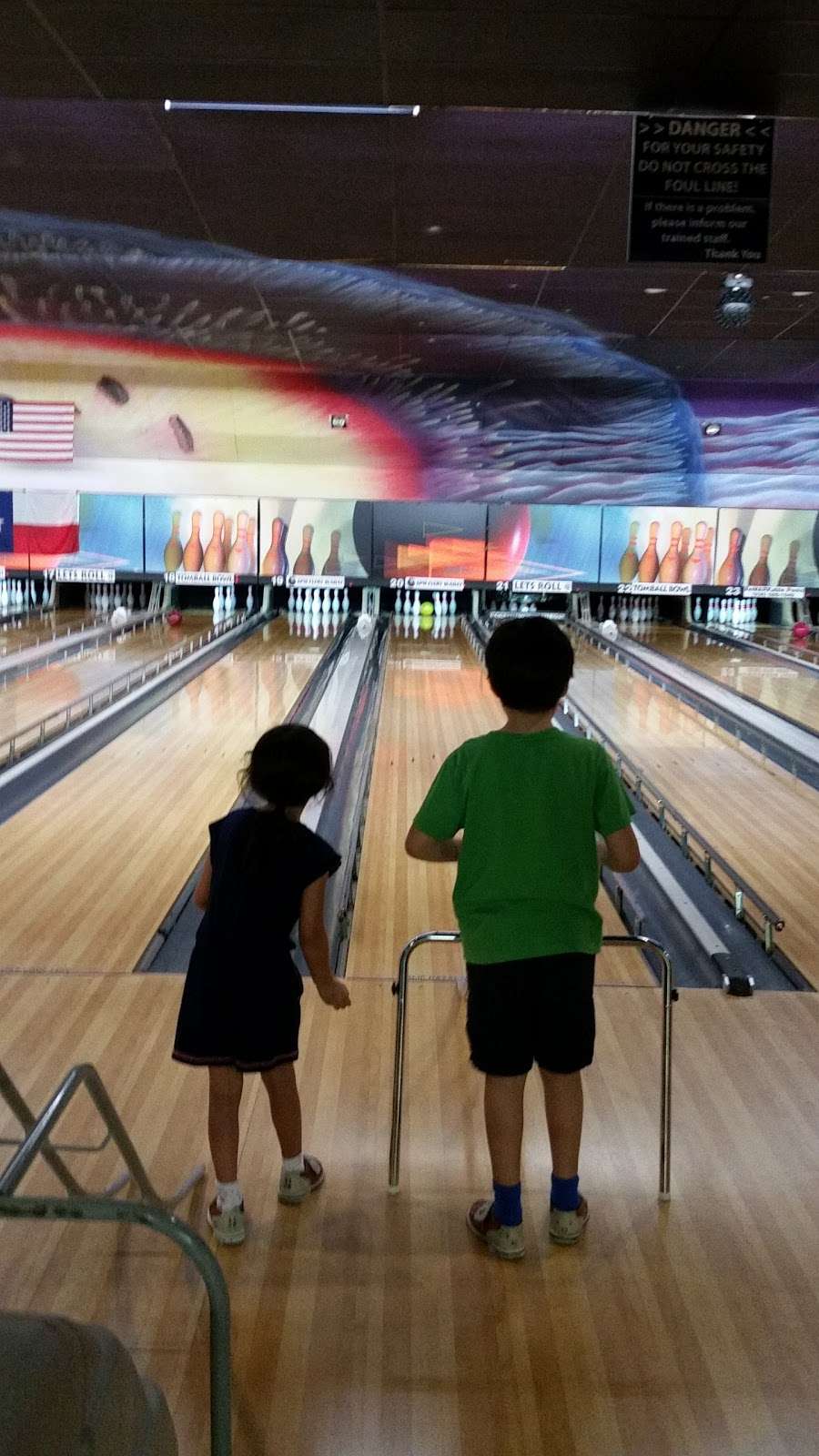 Tomball Bowl | 14435 Farm to Market 2920, Tomball, TX 77377, USA | Phone: (281) 351-1831