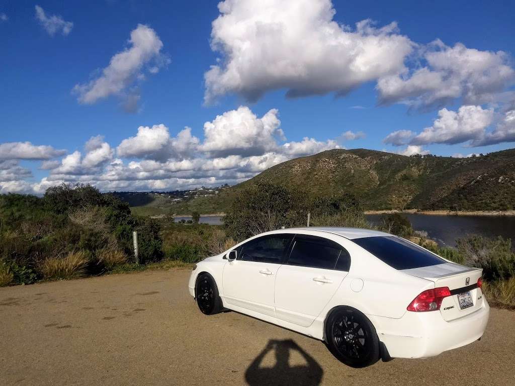 Lake Hodges Dam Trailhead | 9453 Del Dios Rd #8917, Escondido, CA 92029, USA