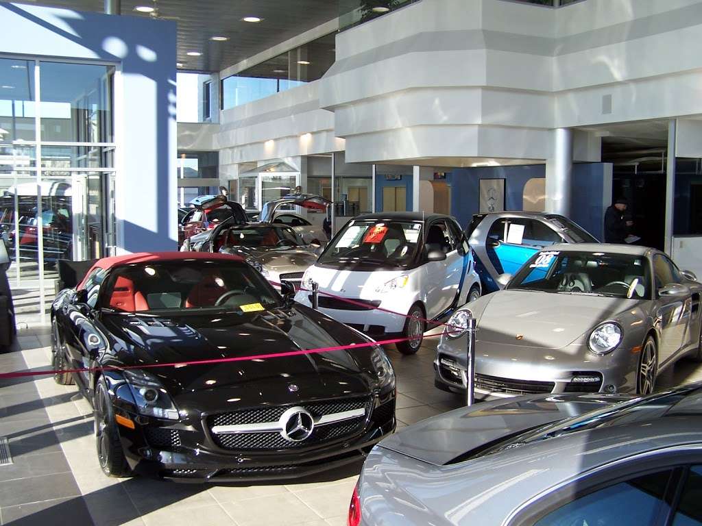 Mercedes-Benz Of Orland Park | 8430 W 159th St, Orland Park, IL 60462, USA | Phone: (708) 460-0400