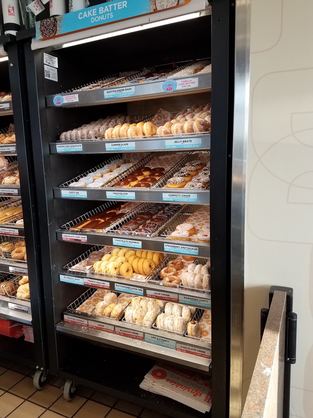 Dunkin | 18641 Van Buren Boulevard, Riverside, CA 92508, USA | Phone: (951) 384-2882