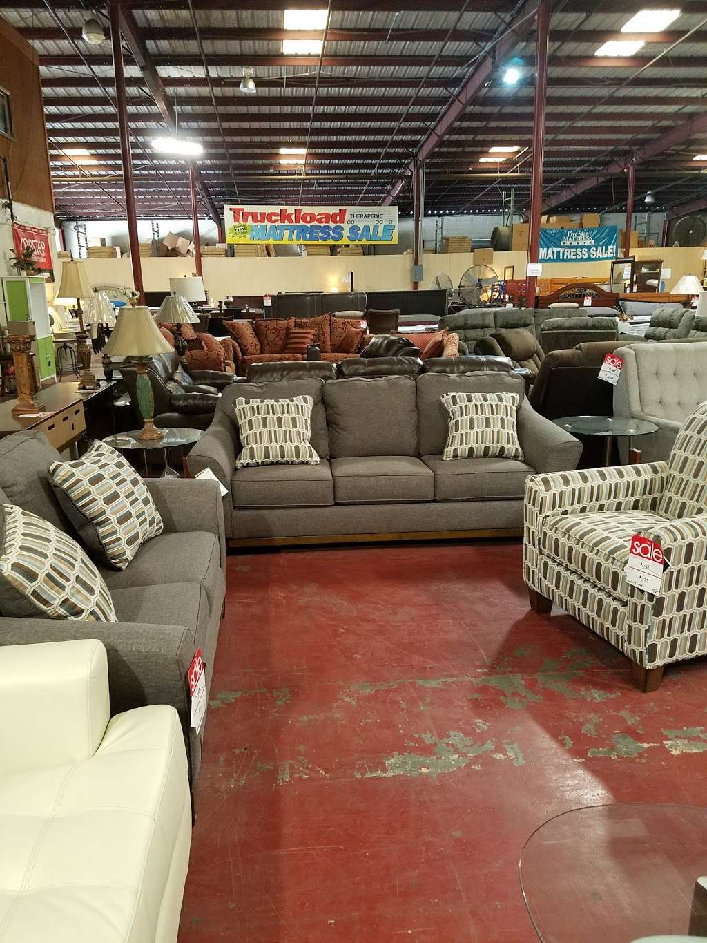 Furniture Factory Outlet | 701 W Landstreet Rd, Orlando, FL 32824, USA | Phone: (407) 438-8411