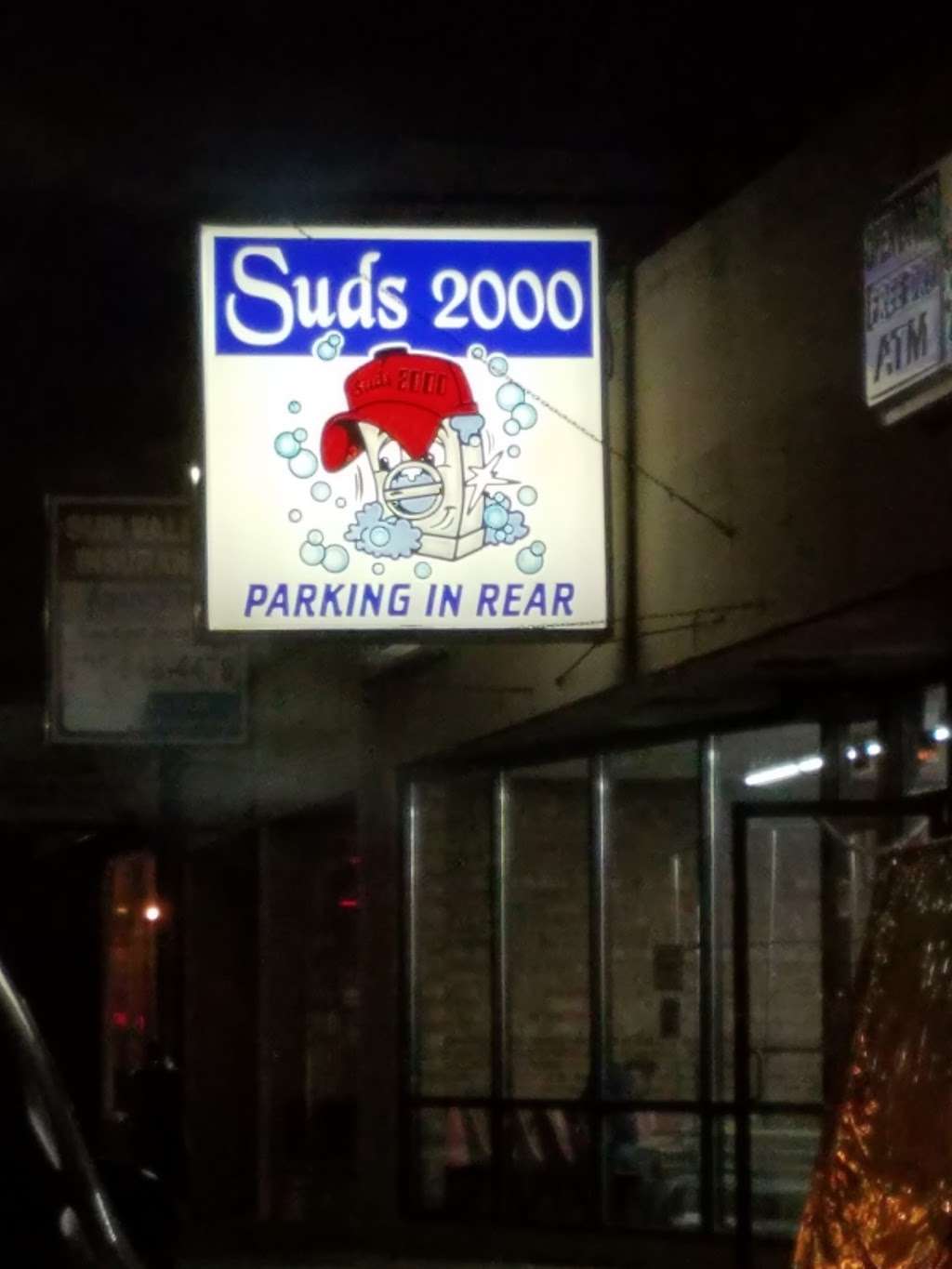 Suds 2000 | 6045 W North Ave, Oak Park, IL 60302, USA | Phone: (708) 445-8199