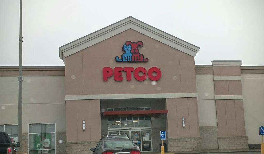 Petco Animal Supplies | 1210 W 136th St, Kansas City, MO 64145, USA | Phone: (816) 942-6702