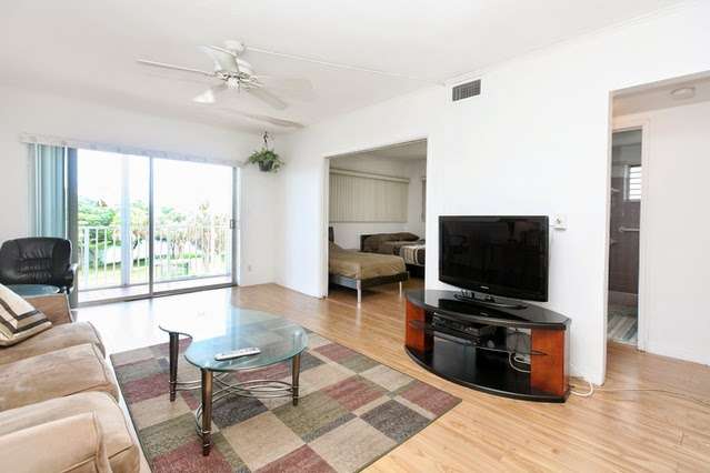 Miami Vacation Rentals | 18201 Collins Ave #3402, Sunny Isles Beach, FL 33160, USA | Phone: (305) 300-9309