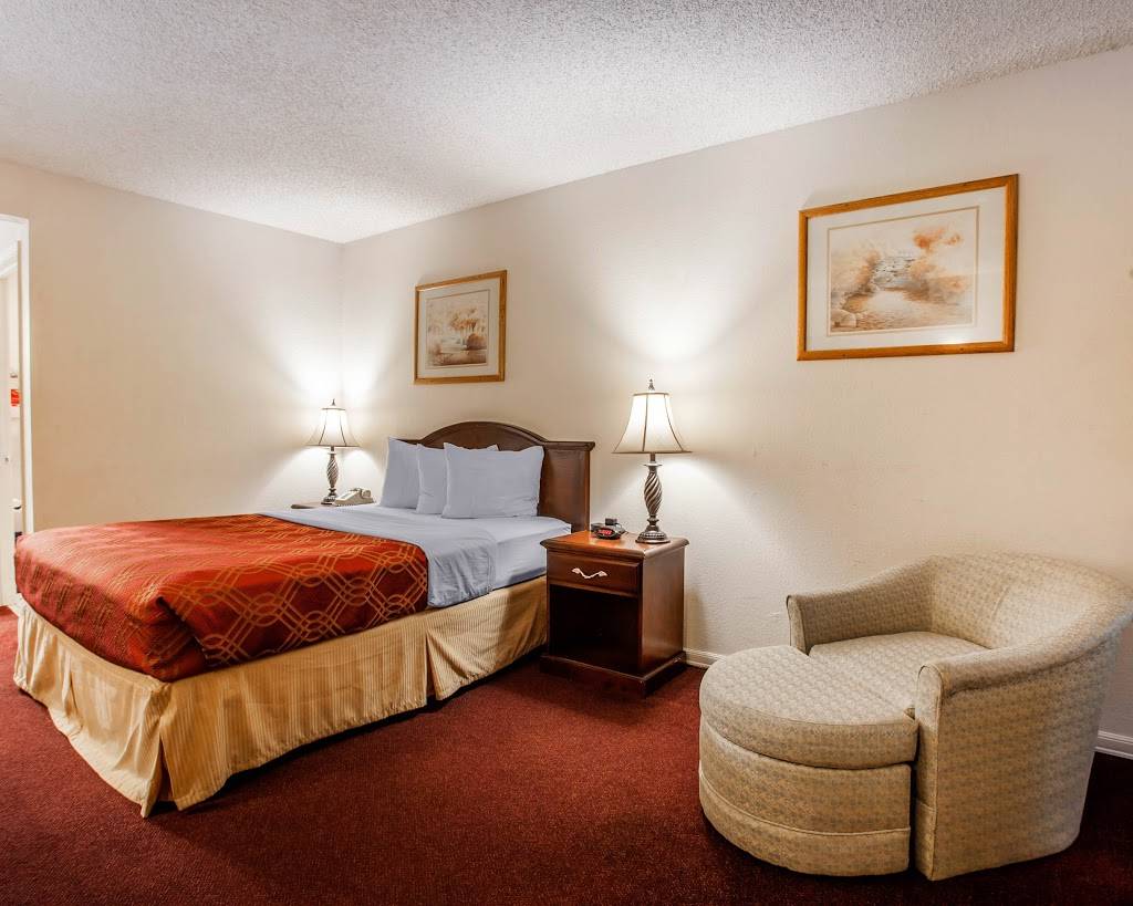 Econo Lodge Renton-Bellevue | 4710 Lake Washington Blvd NE, Renton, WA 98056, USA | Phone: (425) 228-2858