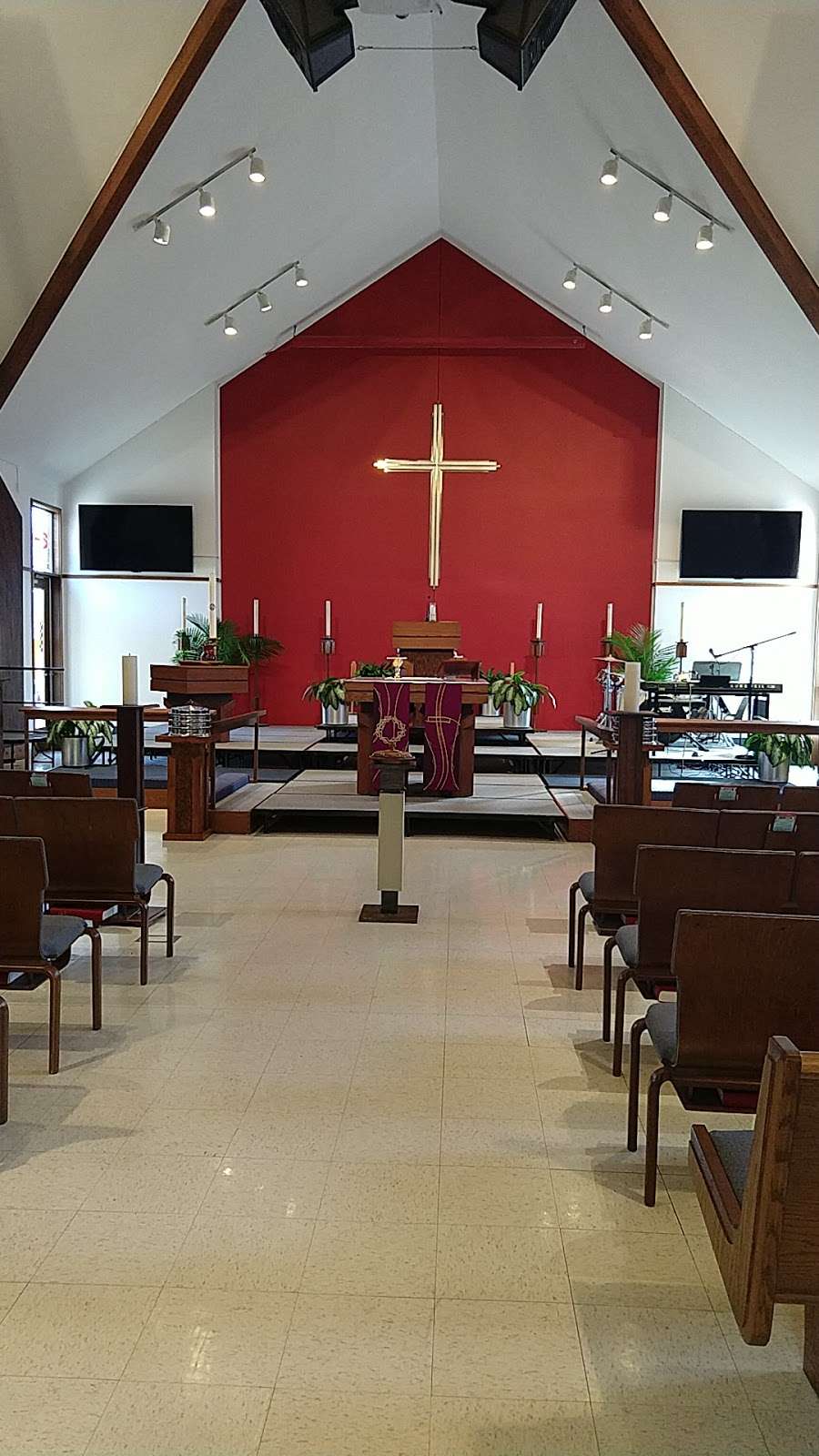 Ascension Lutheran Church | 1415 Dopp St, Waukesha, WI 53188, USA | Phone: (262) 547-8518