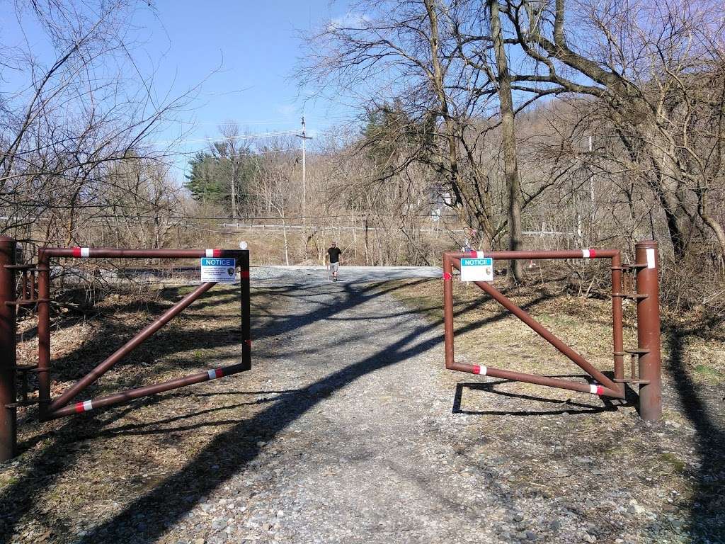 Appalachian Trail and C&O Canal | Keep Tryst Rd, Knoxville, MD 21758, USA