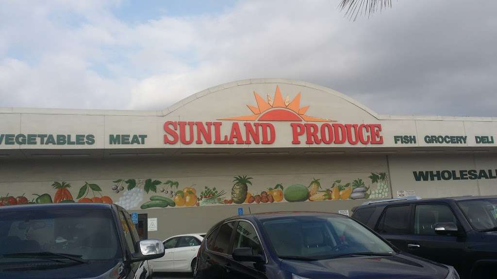 Sunland Produce | 8840 Glenoaks Blvd, Sun Valley, CA 91352, USA | Phone: (818) 504-6629