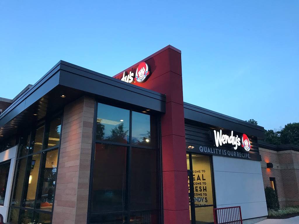 Wendys | 2218 Cloverdale Ave, Winston-Salem, NC 27103, USA | Phone: (336) 721-0720