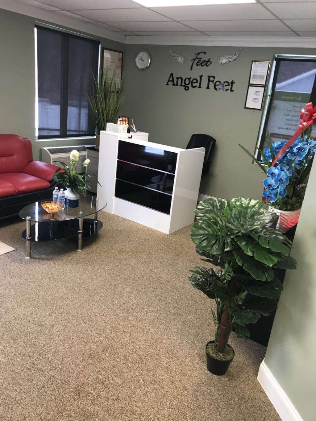 angel feet | 155 Boston Rd, Southborough, MA 01772, USA | Phone: (508) 481-1888